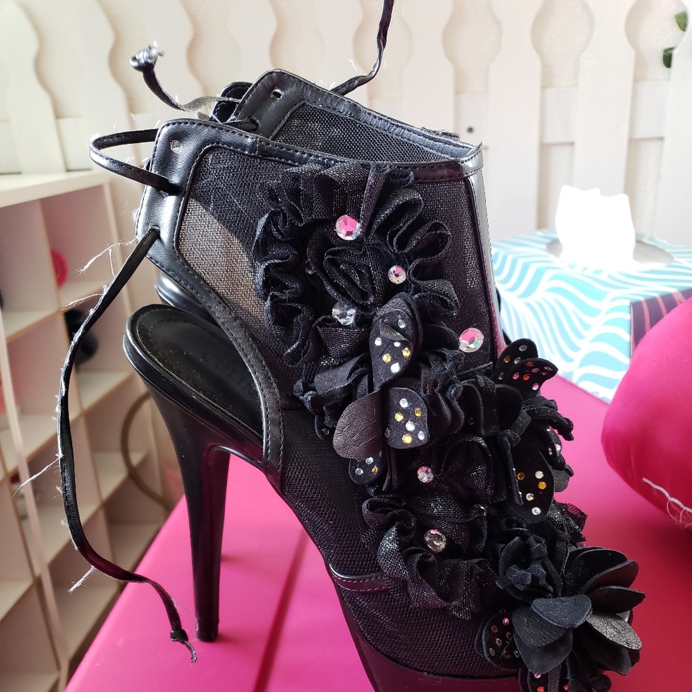 Victoria's Secret Colin Stuart Floral Booties
